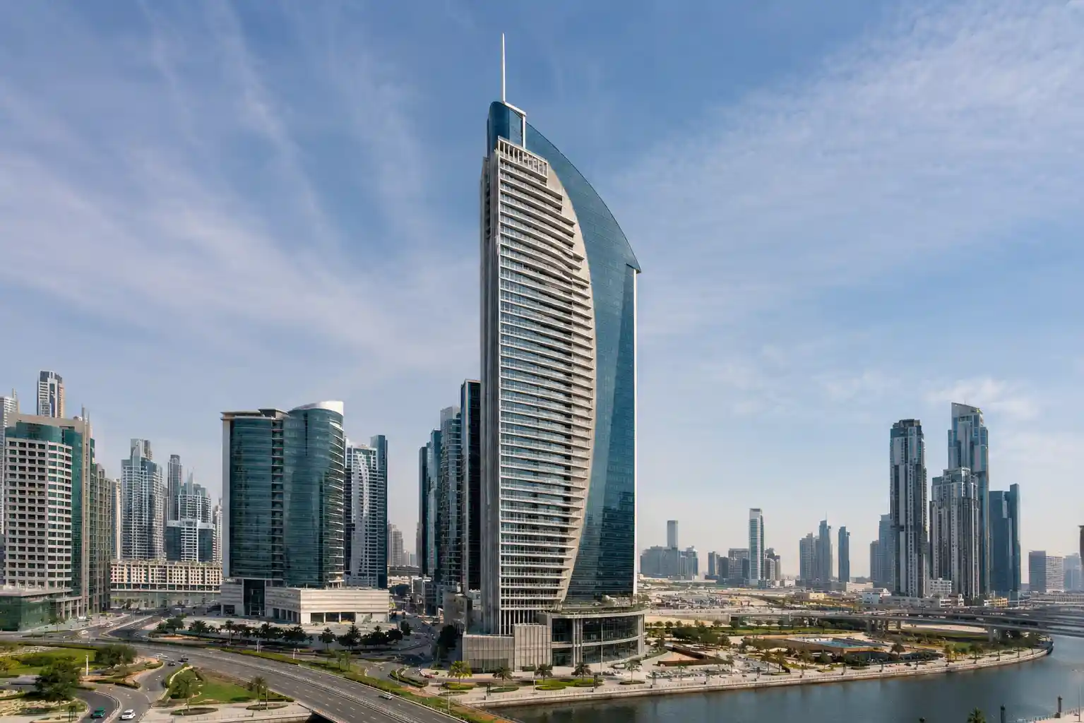 Ontario Tower commercial building in Business Bay Dubai